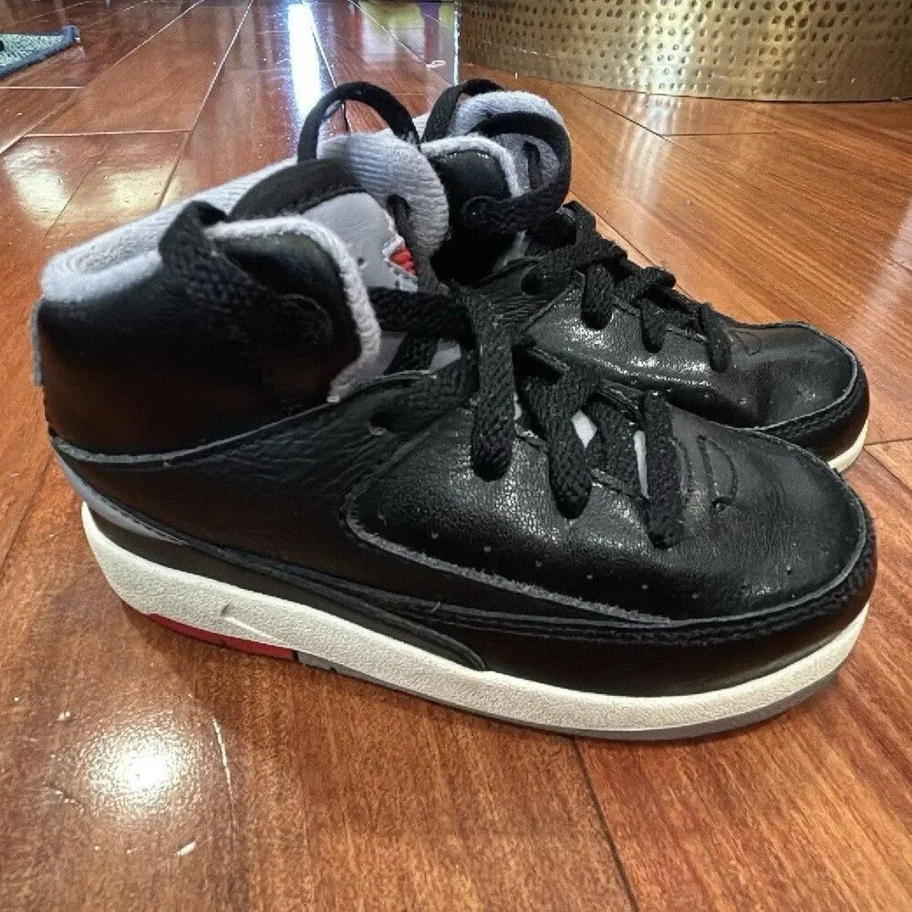 Nike Air Jordan 2 Unisex Kids Black/Gray/Red/White Leather Mid Top Sneakers 8C
